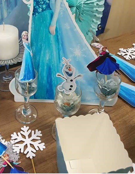 Elsa%20Temalı%2010%20Adet%20Cupcake%20Süsü