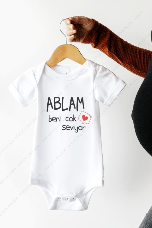 Ablam%20Beni%20Çok%20Seviyor%20Baskılı%20Beyaz%20Bebek%20Body%20Zıbın%20