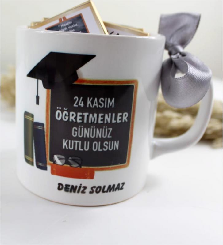 Öğretmenler%20Günü%20Kişiye%20Özel%20Çikolata%20Dolu%20Kupa%20Bardak